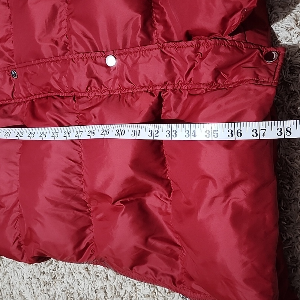 Avilego Red Full Zip  Puffer Vest with Hood - Picture 4 of 7